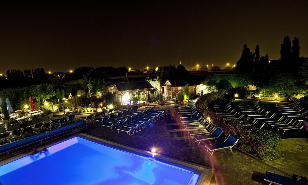 Hotel Thermen Дилбек Экстерьер фото